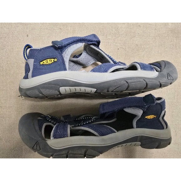Keen Venus H2 Boys Blue Hiking Water Shoes Size 3 Closed Toe Summer Beach - Picture 3 of 6